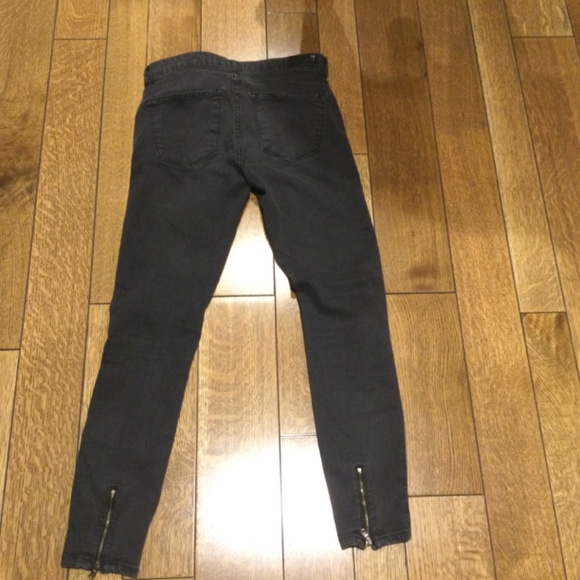 Zara women’s jeans - Picture 3 of 3